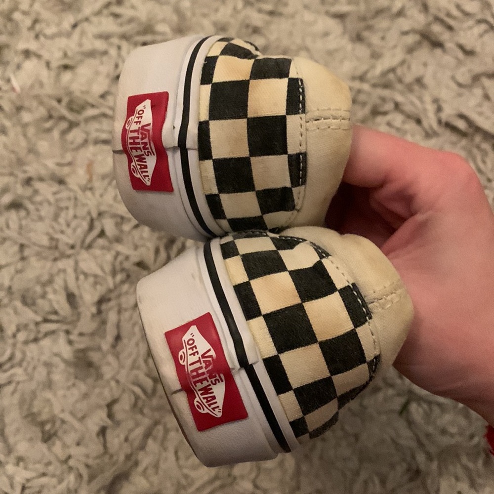 Slip On Checkered Vans - Picture 5 of 5